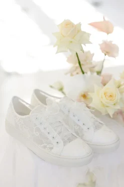 Braut Sneakers mit Blumenspitze – Nadine | G.Westerleigh