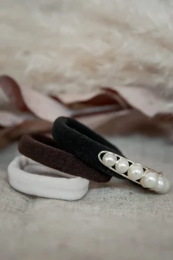 Haargummi-Schmuck mit Kunstperlen