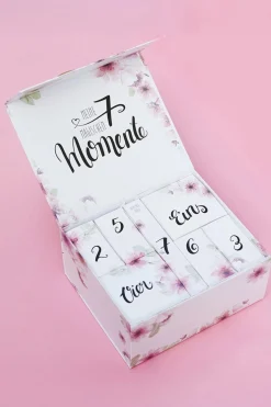 Hochzeits-Countdown-Kalender™ mit Silber-Armband und Strumpfband