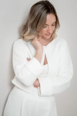 Kurze Braut Jacke aus Strickmix mit Kaschmir