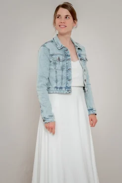 Kurze Braut Jeansjacke mit Knopfleiste