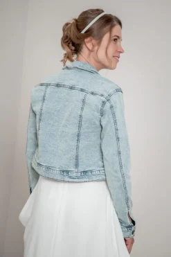 Kurze Braut Jeansjacke mit Knopfleiste