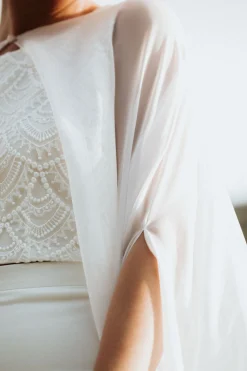 Showroom Only: Chiffon Braut Cape – Philia noni Selected
